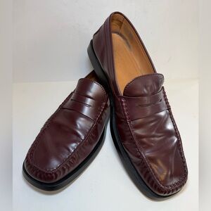 VINTAGE Tod’s Burgundy Leather Loafers for men size 10.5